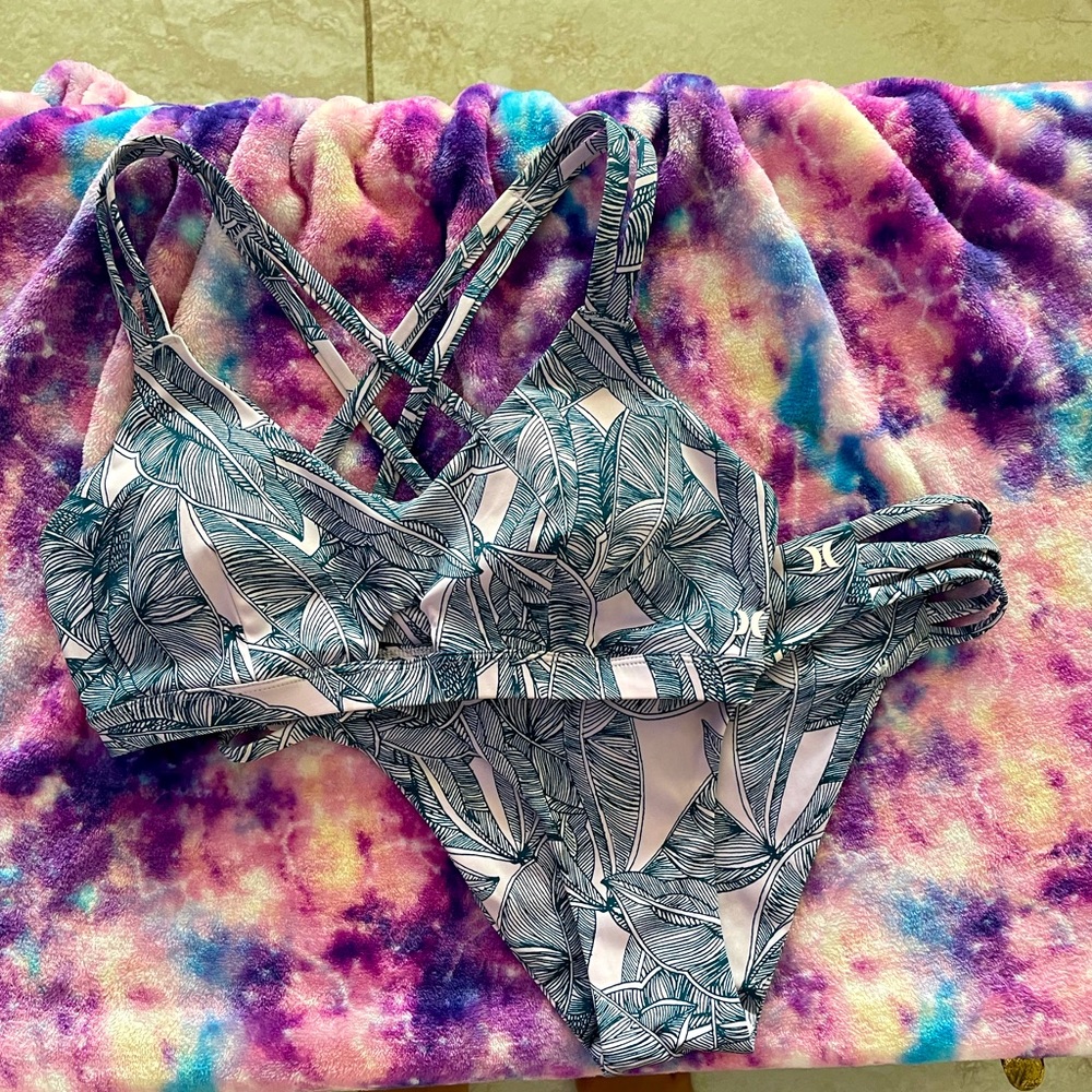 Hurley light pink & blue palm bikini